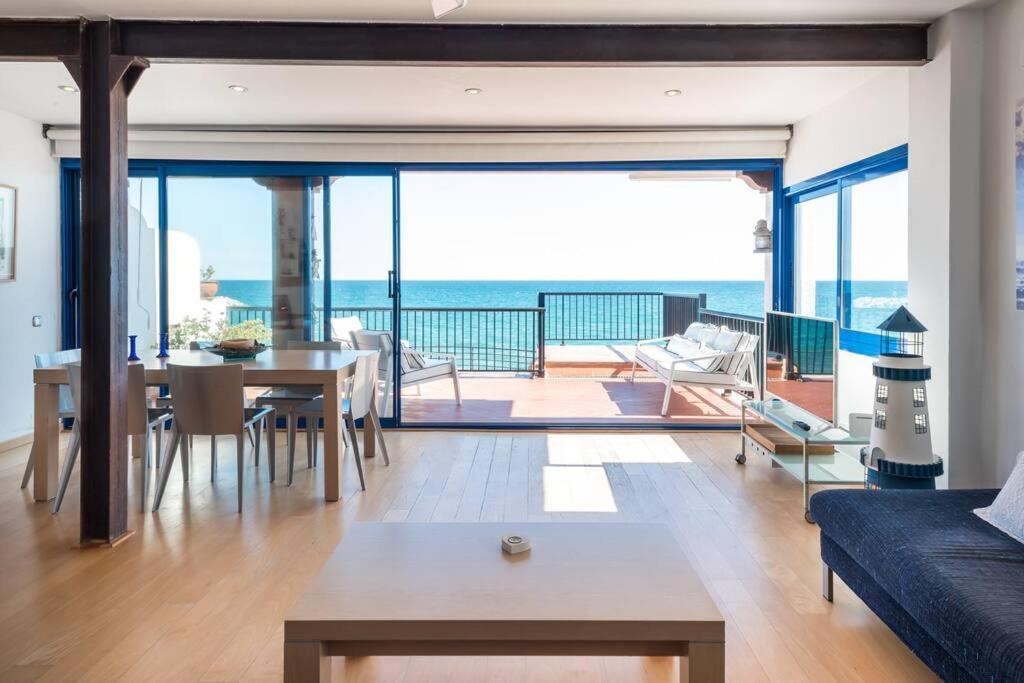 ¡Impactante Apartamento A Cero Linea De Mar! Apartment Tarragona Exterior foto